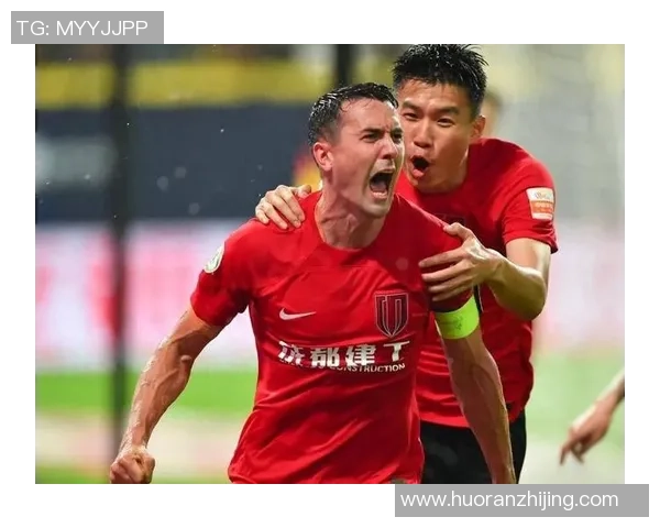 足球明星意外遭遇踩裆事件引发热议球迷们对此反应不一 足球明星意外遭遇踩裆事件引发热议球迷们对此反应不一