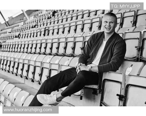 足球明星百年灵的传奇旅程与荣耀瞬间揭秘 足球明星百年灵的传奇旅程与荣耀瞬间揭秘